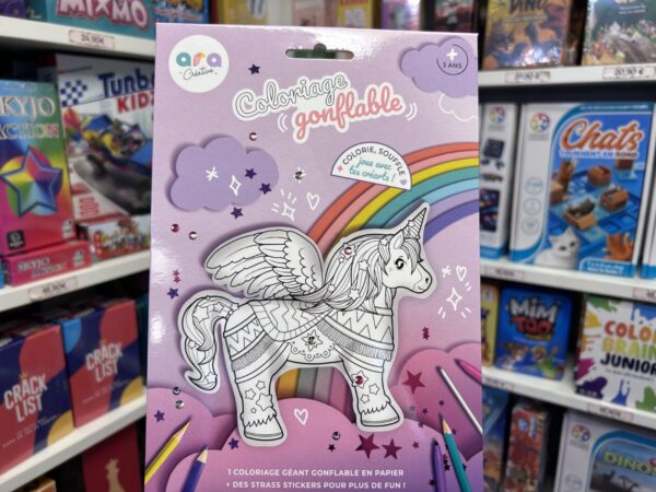 coloriage gonflable licorne 9109 1