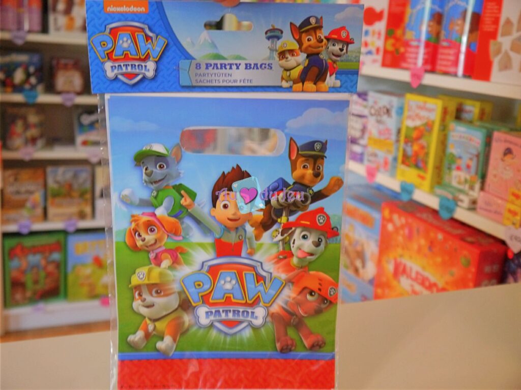 TAKARA TOMY Paw Patrol Paw Transformation ! Flying Vehicle Chase